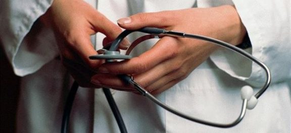 طرح”ممنوعیت سه ساله ادامه تحصیل پزشکان عمومی” هنوز تصویب نشده است