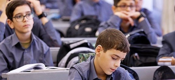 امتحانات داخلی دانش‌آموزان ۴ و ۸ خرداد برگزار نمی‌شود