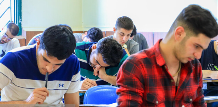 میزان تاثیر معدل دیپلم دانشآموزان در هر گروه آزمایشی